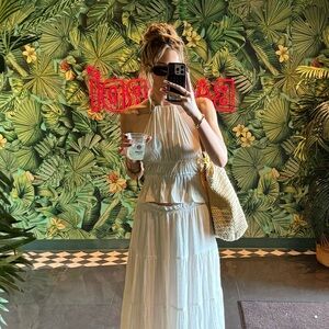 Meet your Posher, Avelina